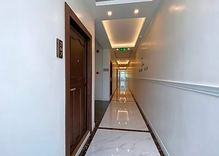 Anwari Hotel 4*